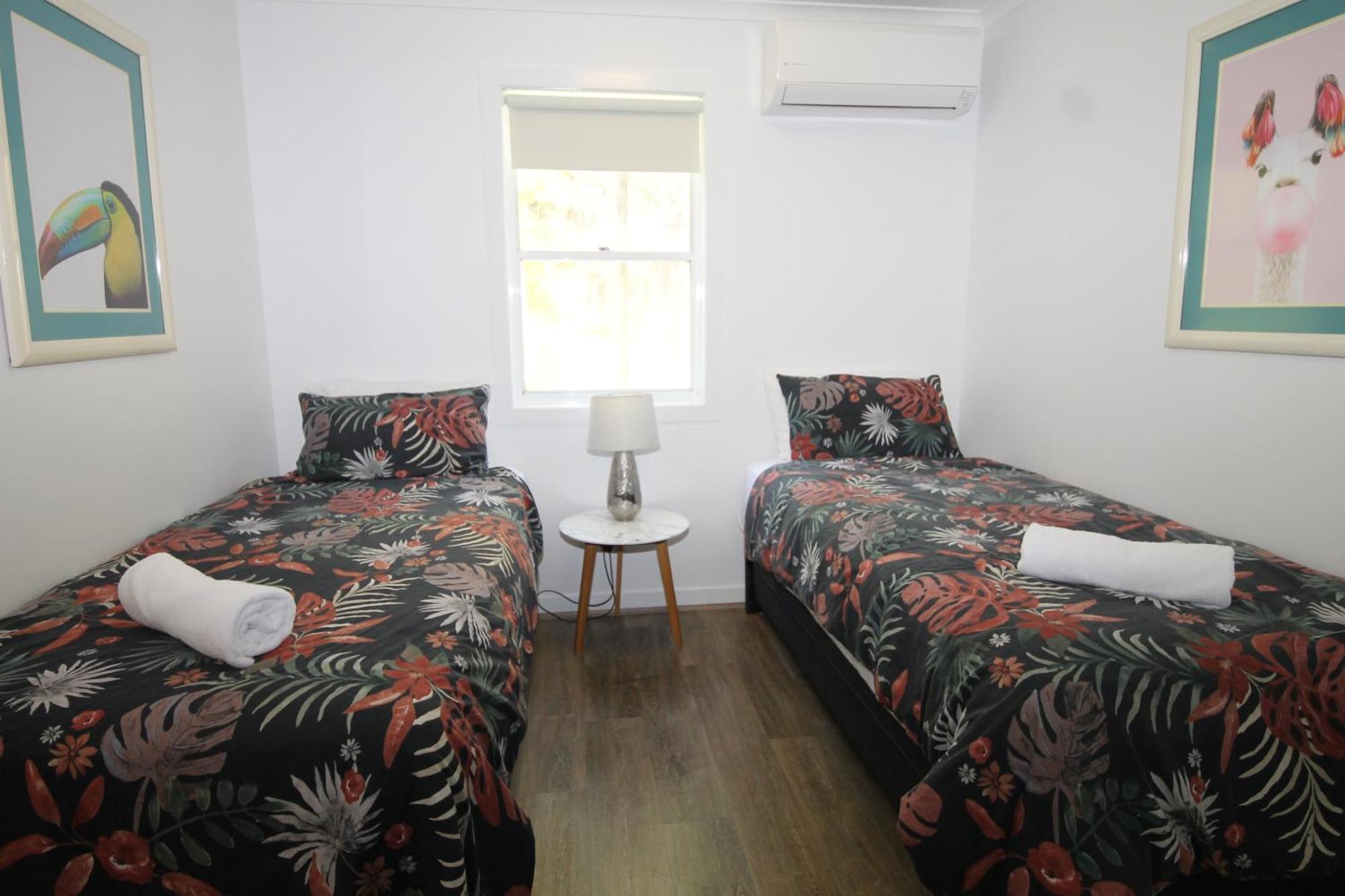 Moreton Island Villas And Apartments Tangalooma Room photo