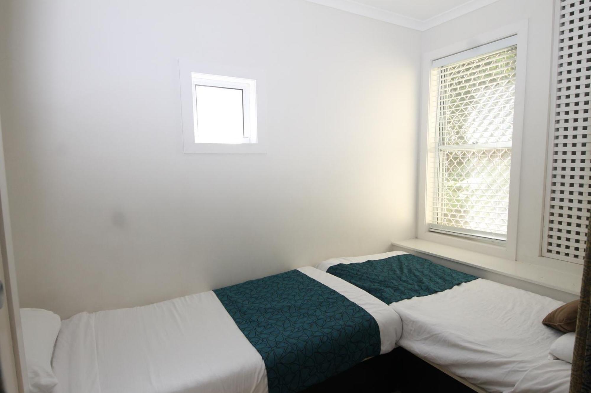 Moreton Island Villas And Apartments Tangalooma Room photo