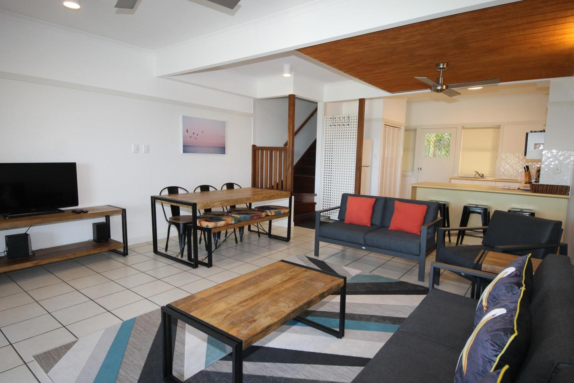 Moreton Island Villas And Apartments Tangalooma Room photo